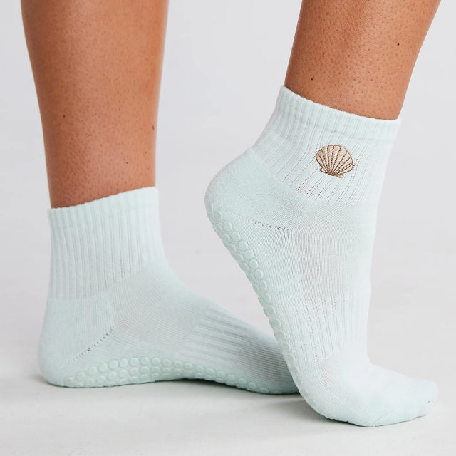 Souls. Seashell Grip Socks